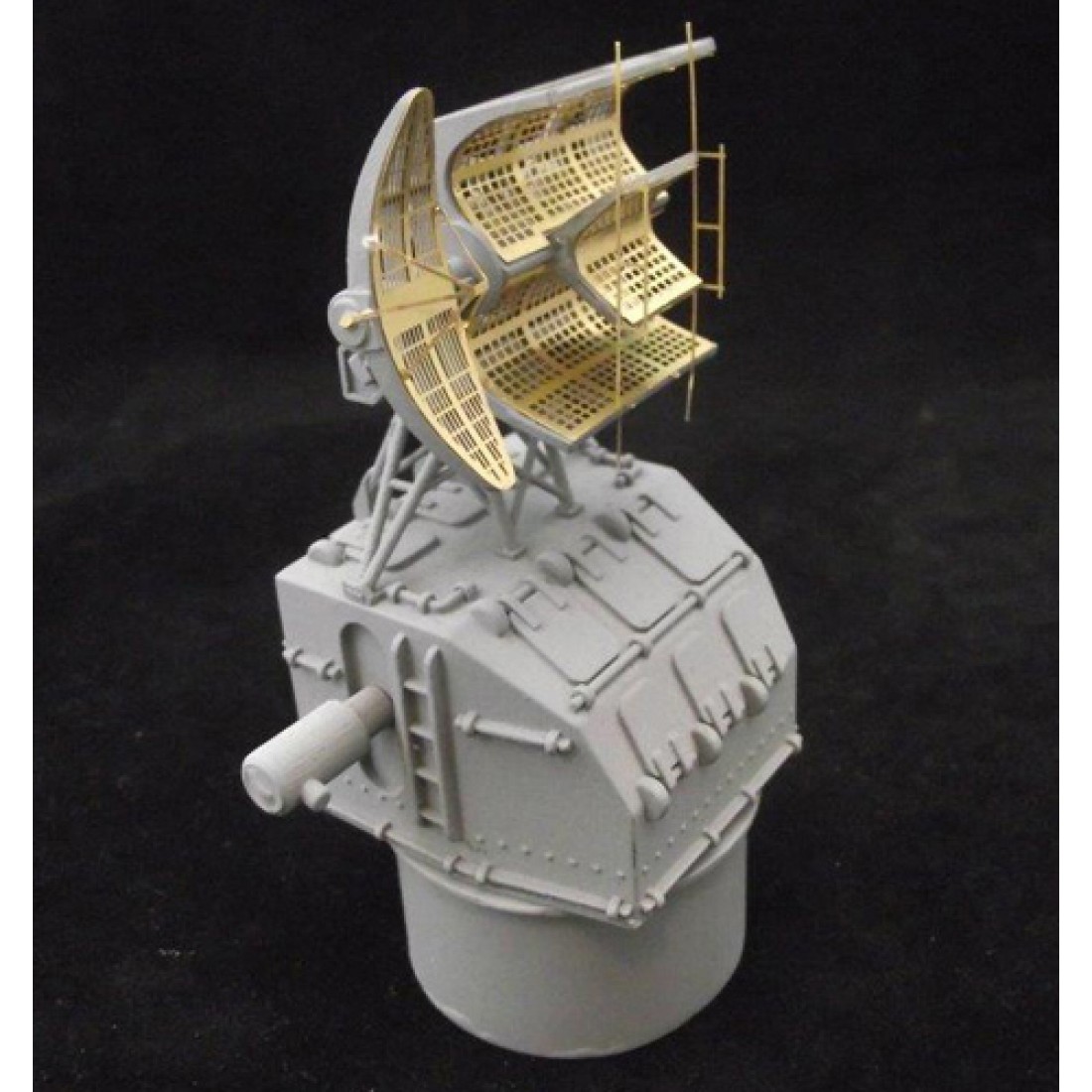 US Navy Mk 37 Gun Director and Radar Reflectors 72nd